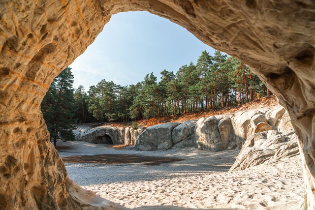 Sandsteinhöhlen bei Blankenburg